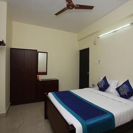 Oyo 10465 Koyambedu Chennai Hotel Exterior photo