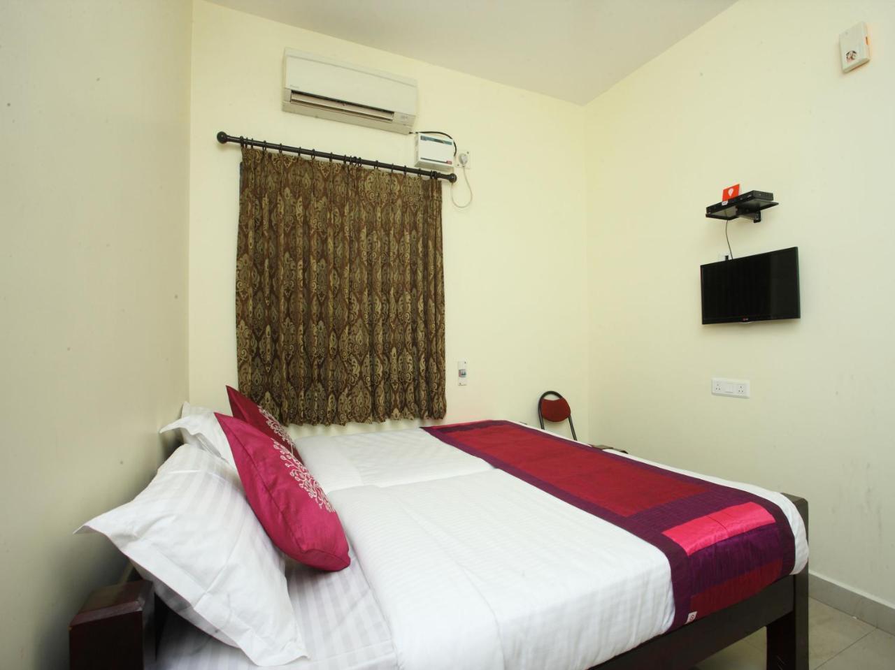 Oyo 10465 Koyambedu Chennai Hotel Exterior photo